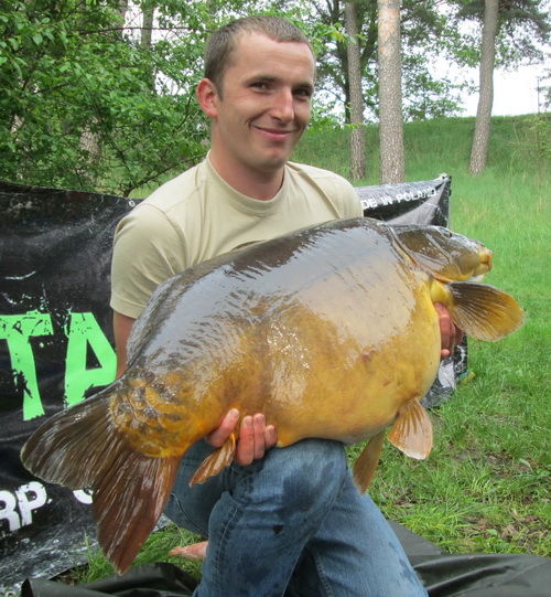 Adam Krugiołka - Dobro Klasztorne 44lb 0oz