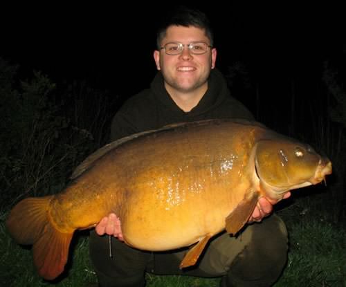 Ash Savage - Wellingborough Lakes 33lb 2oz