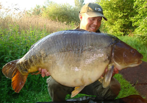 Carl Sharp - Monks Pit 42lb 2oz