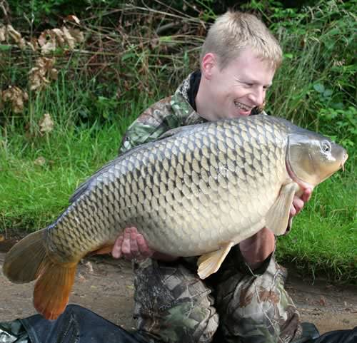 Dave Toomey - Yateley Sandhurst Lake 33lb 8oz