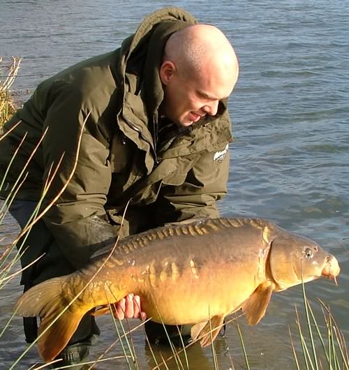 Kevin Durman - Mid Kent Fisheries 28lb 10oz