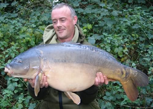 Philip Lock - Mid Kent Fisheries 30lb 0oz